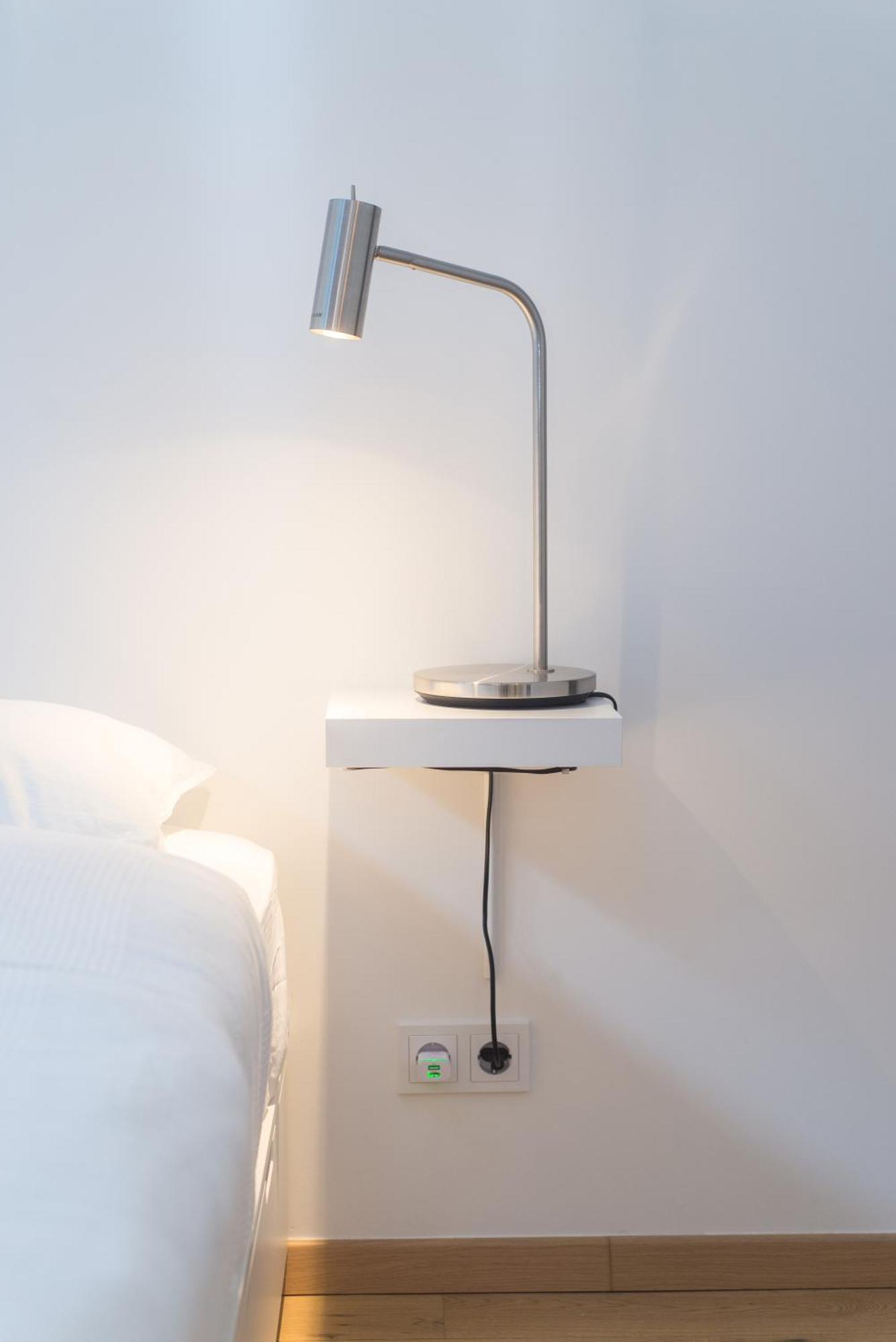 Cohost I New W-balcony, Self Check-in At The Renesanso Complex *